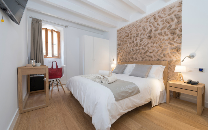 Quinze Superior Doppelzimmer 103-1.jpg
