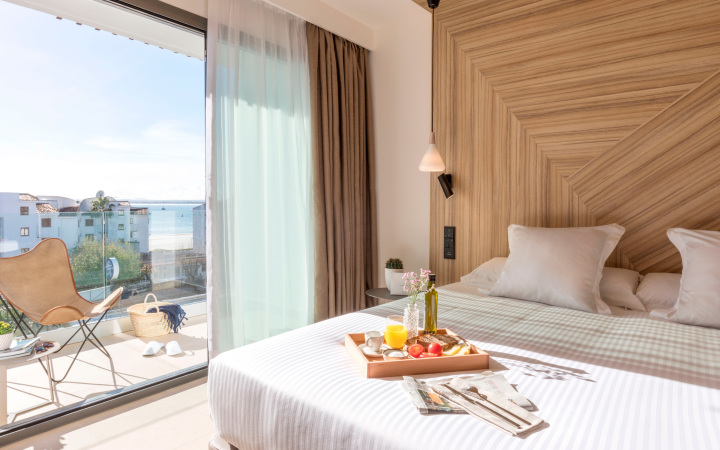 Hab-Suite-Sea-View-Bedroom.jpg